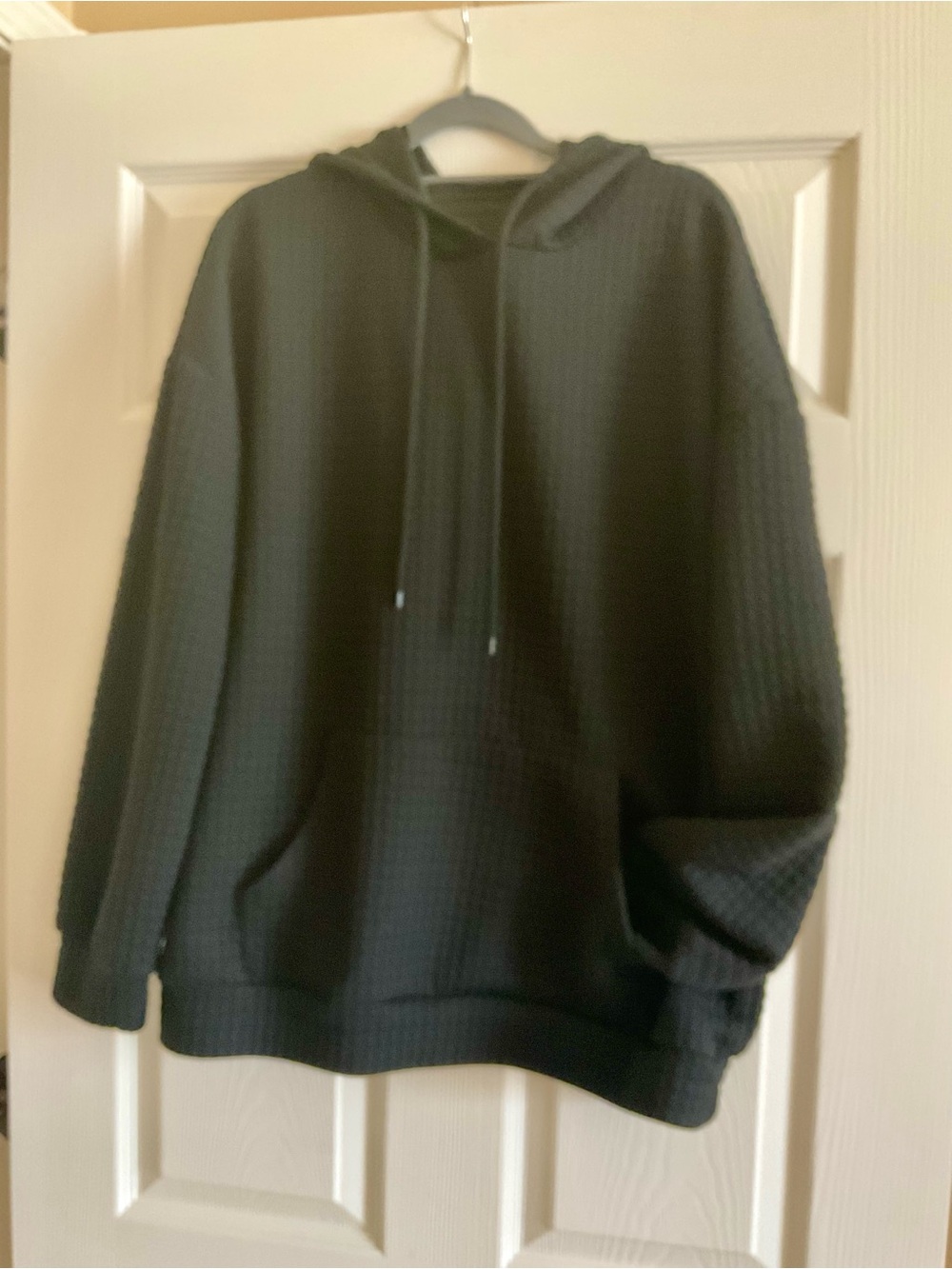 Men's Black Hooded Knit Pullover Shirt
